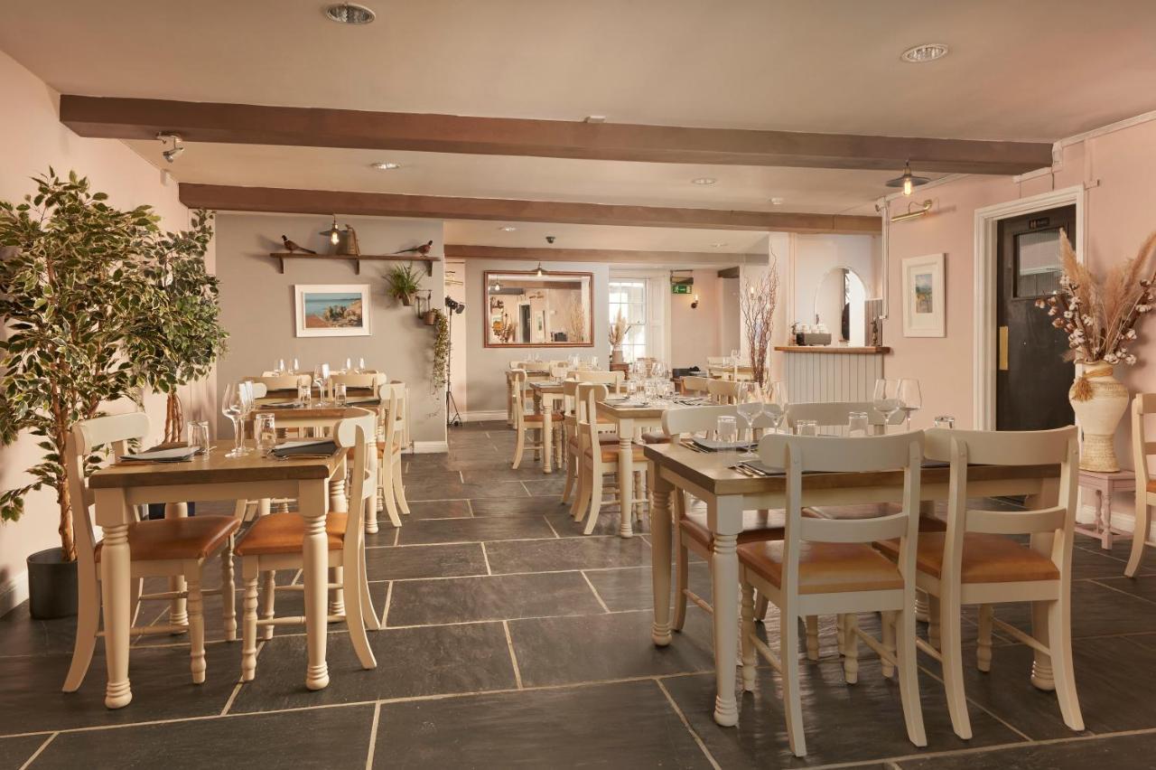 The White Hart Hotel Modbury Eksteriør bilde