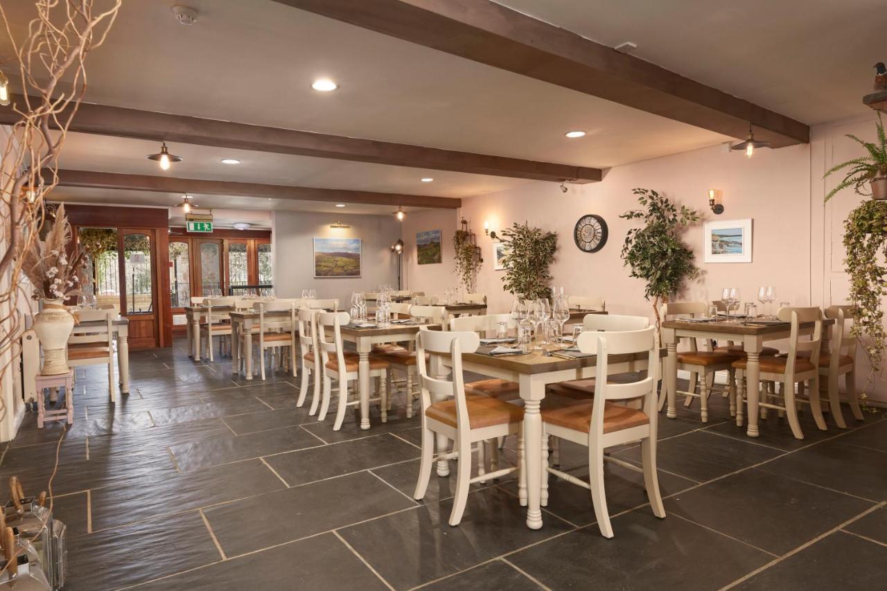 The White Hart Hotel Modbury Eksteriør bilde