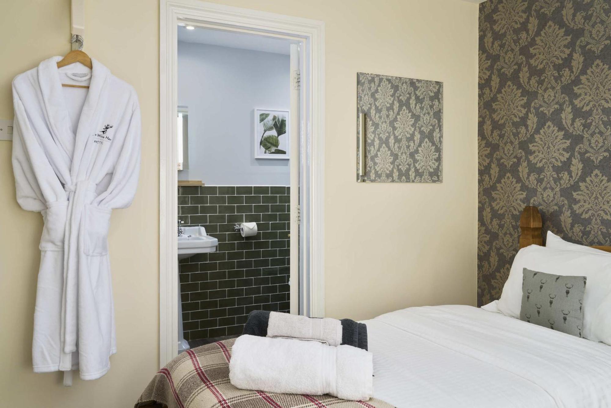 The White Hart Hotel Modbury Eksteriør bilde