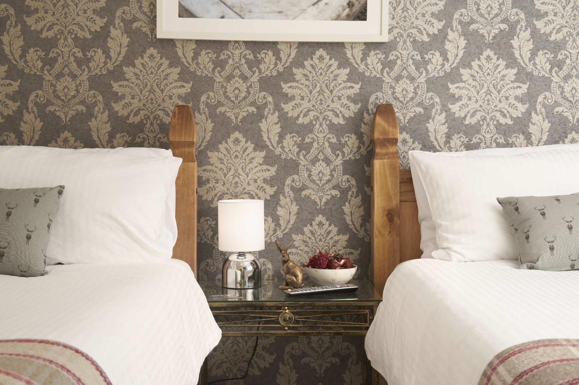 The White Hart Hotel Modbury Eksteriør bilde